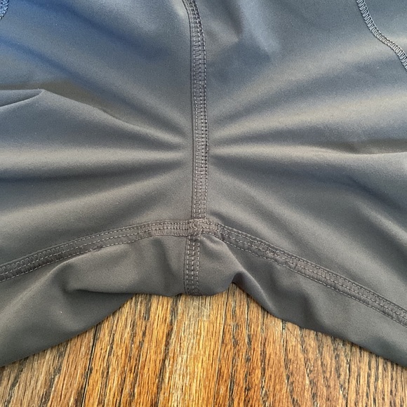 lululemon run right round pants - Picture 10 of 11